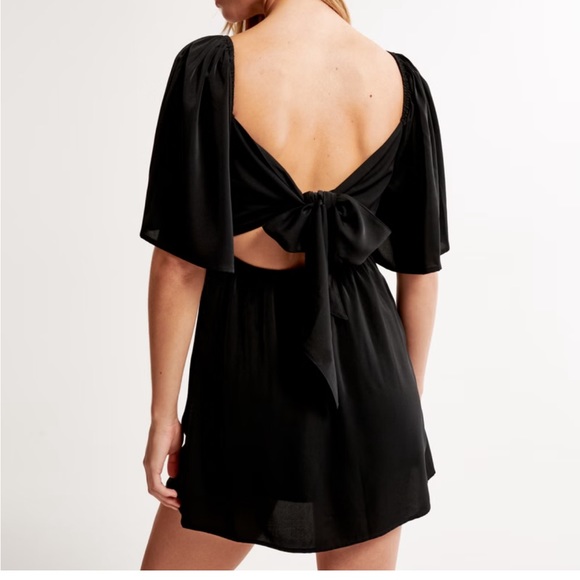 Abercrombie Angel Sleeve Mini Skort - Picture 2 of 4